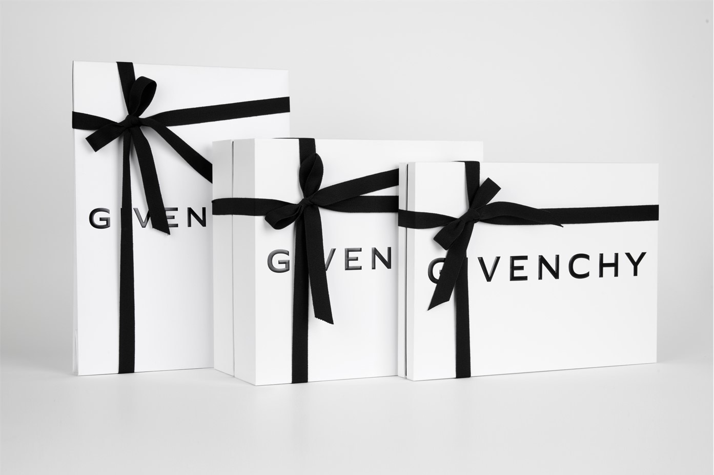 GIVENCHY PARIS flat sandals - black | Givenchy US