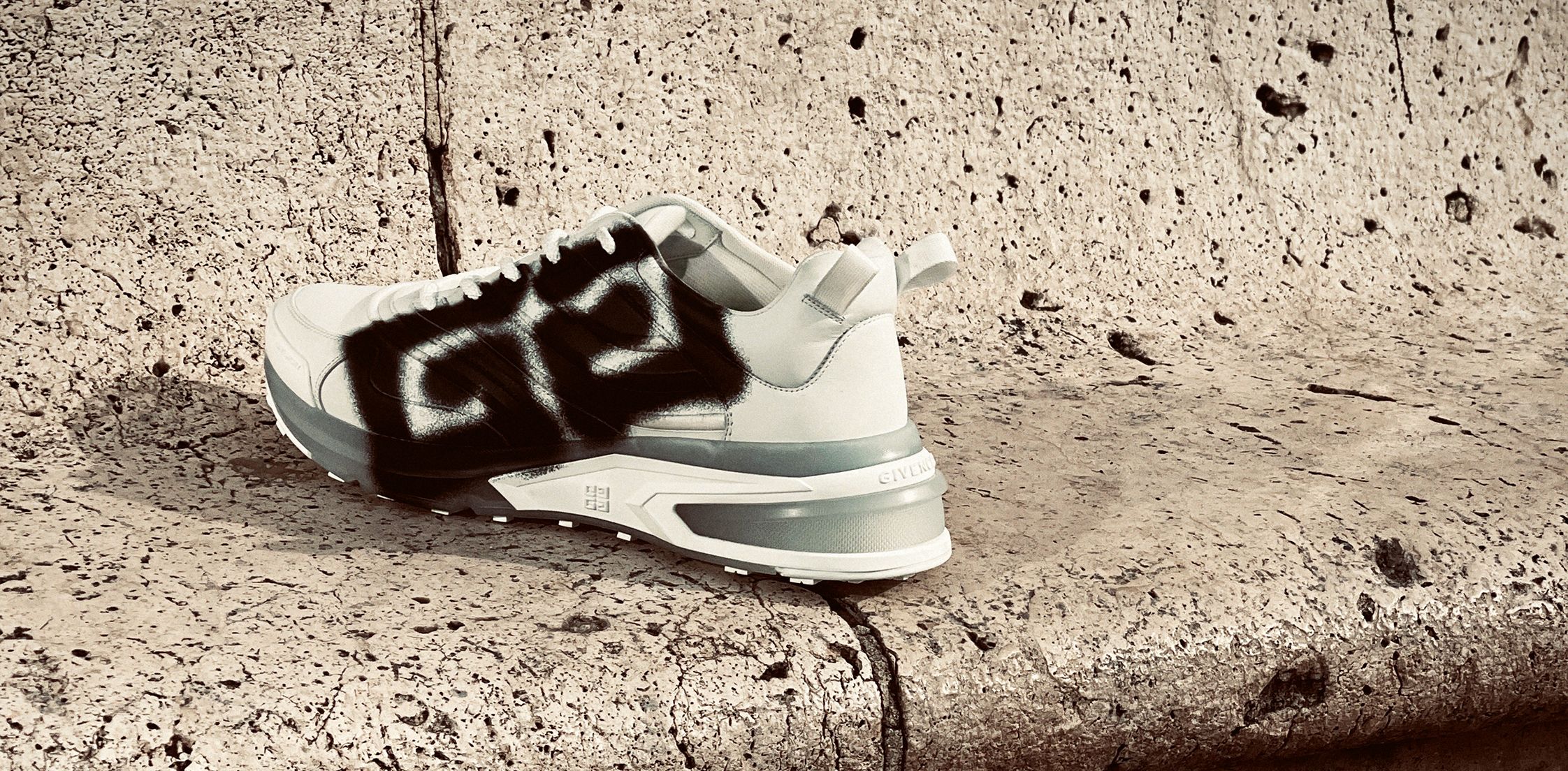 givenchy english website