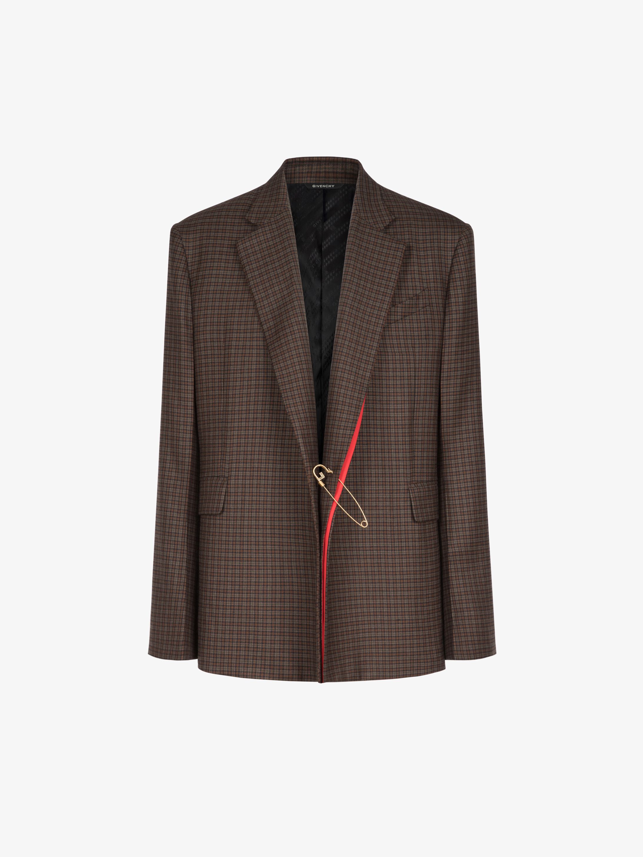 Jacket with tile and constrasting details