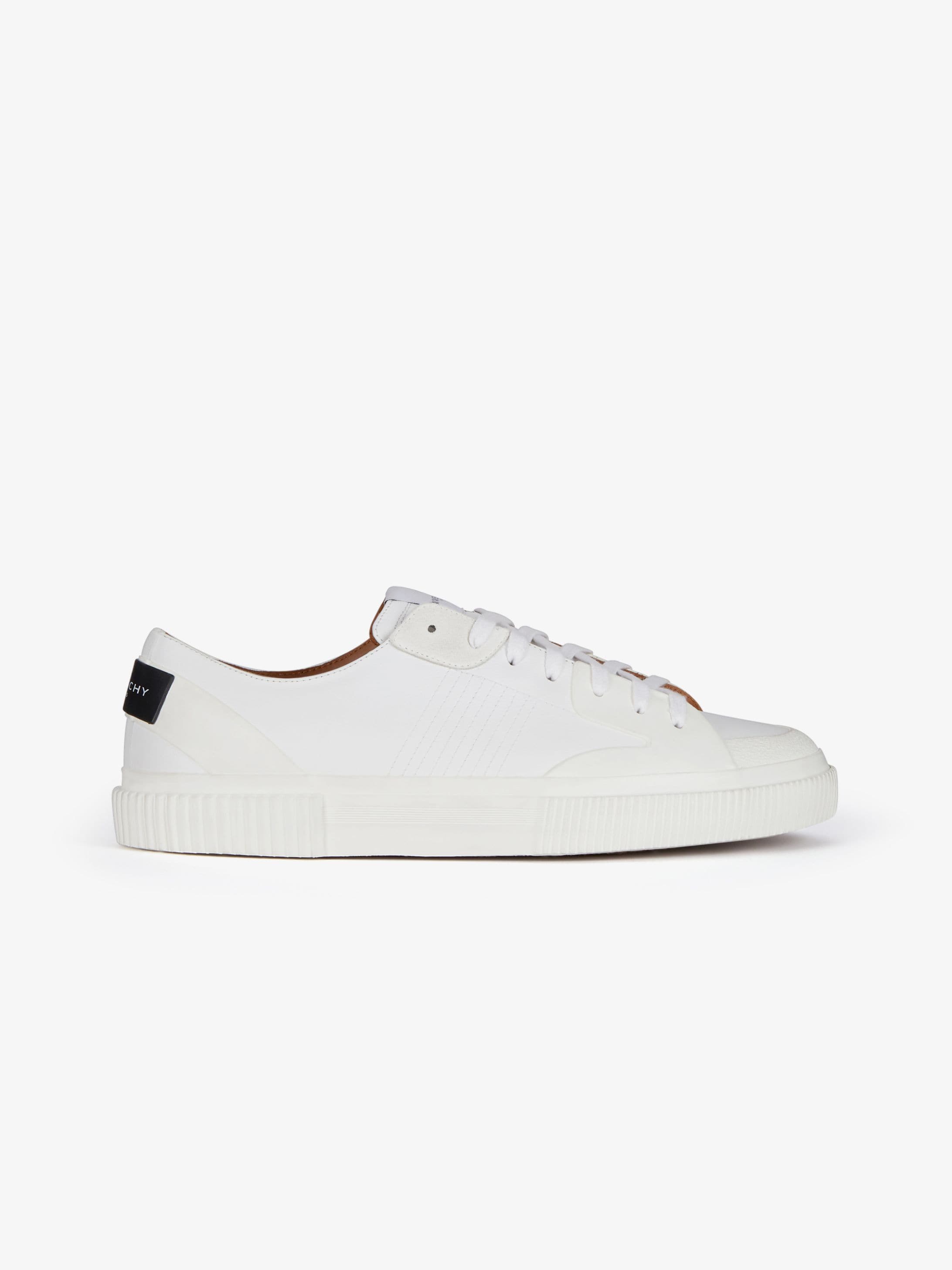 Low sneakers in leather