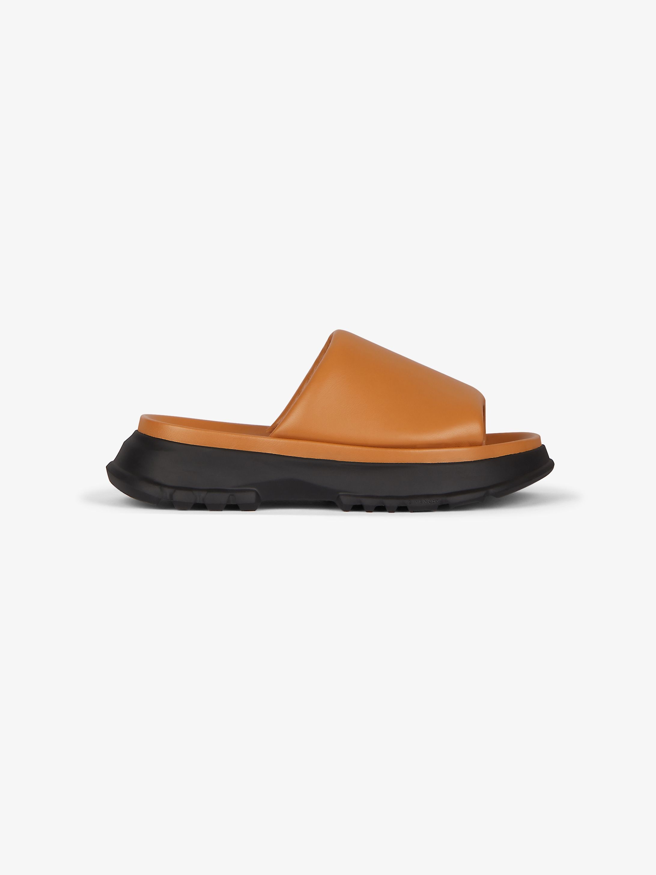 Spectre slides in leather