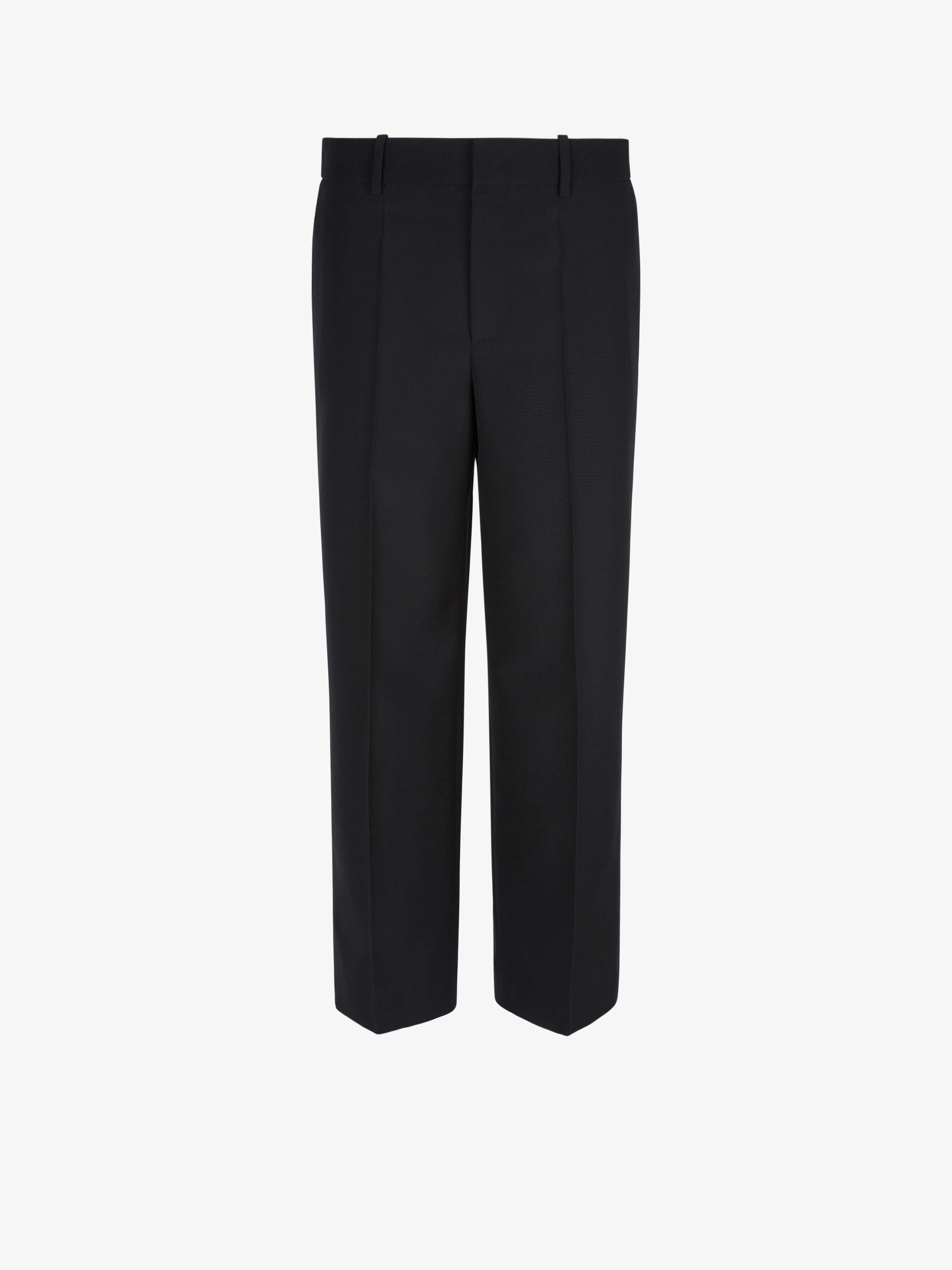 Short men's trousers in wool