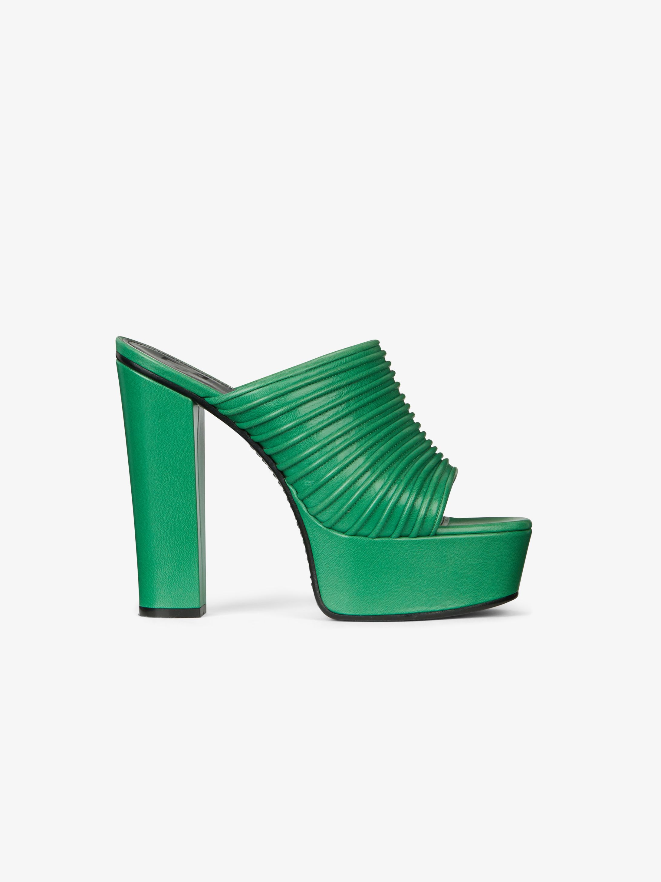 Platform mules in pleated leather