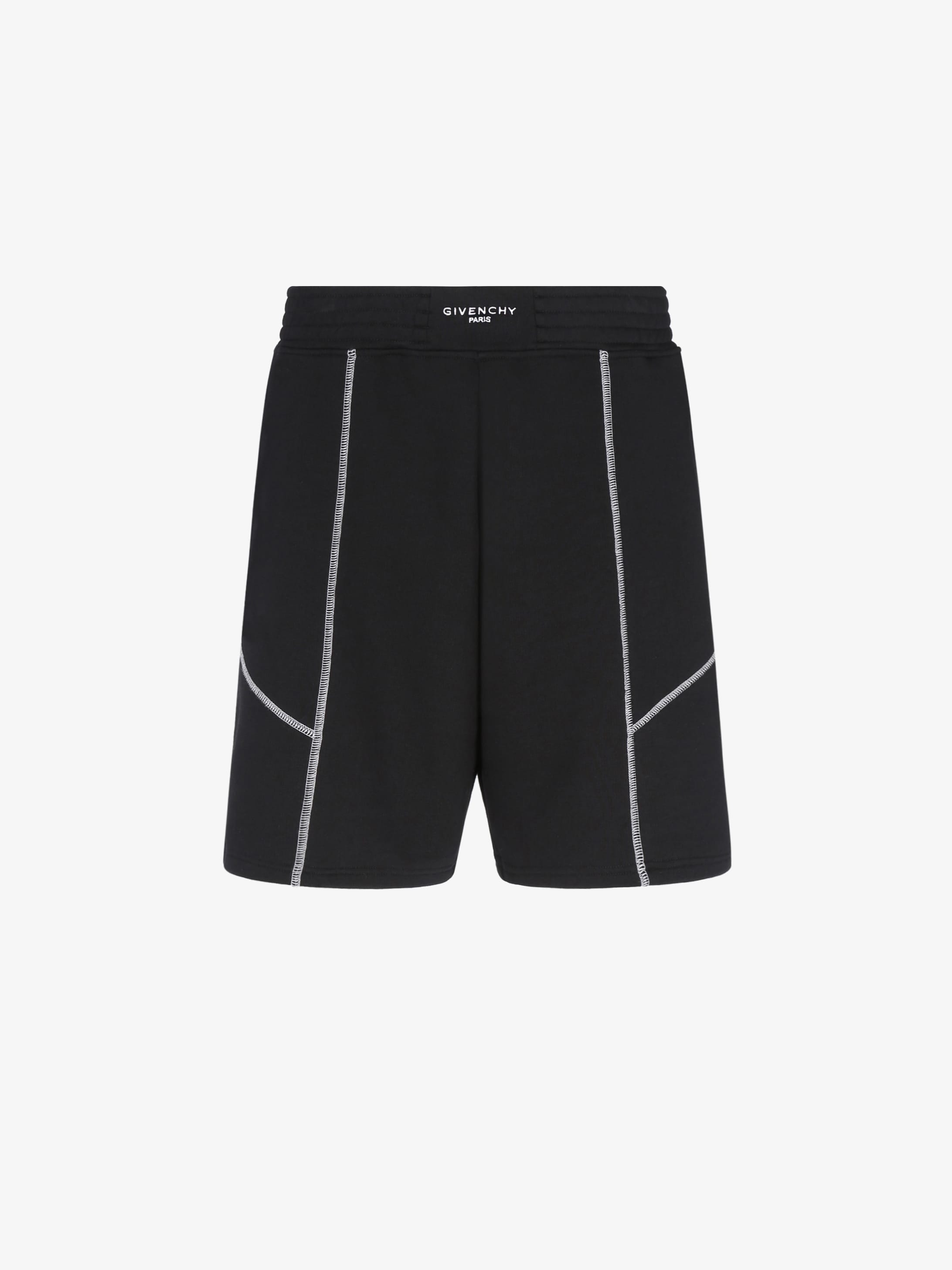 Contrasting stitching short pants