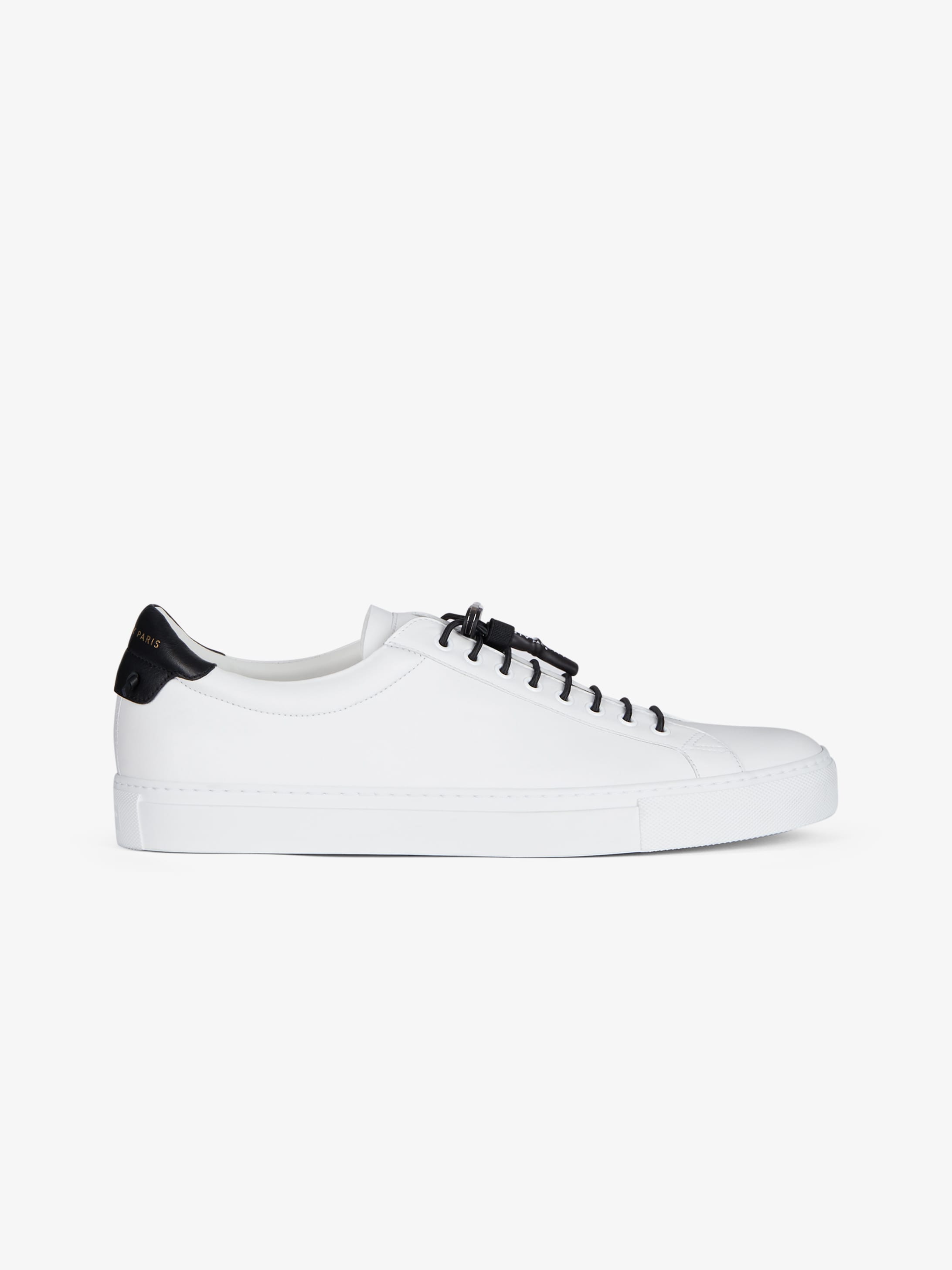 Sneakers in matte leather with sport shoelace