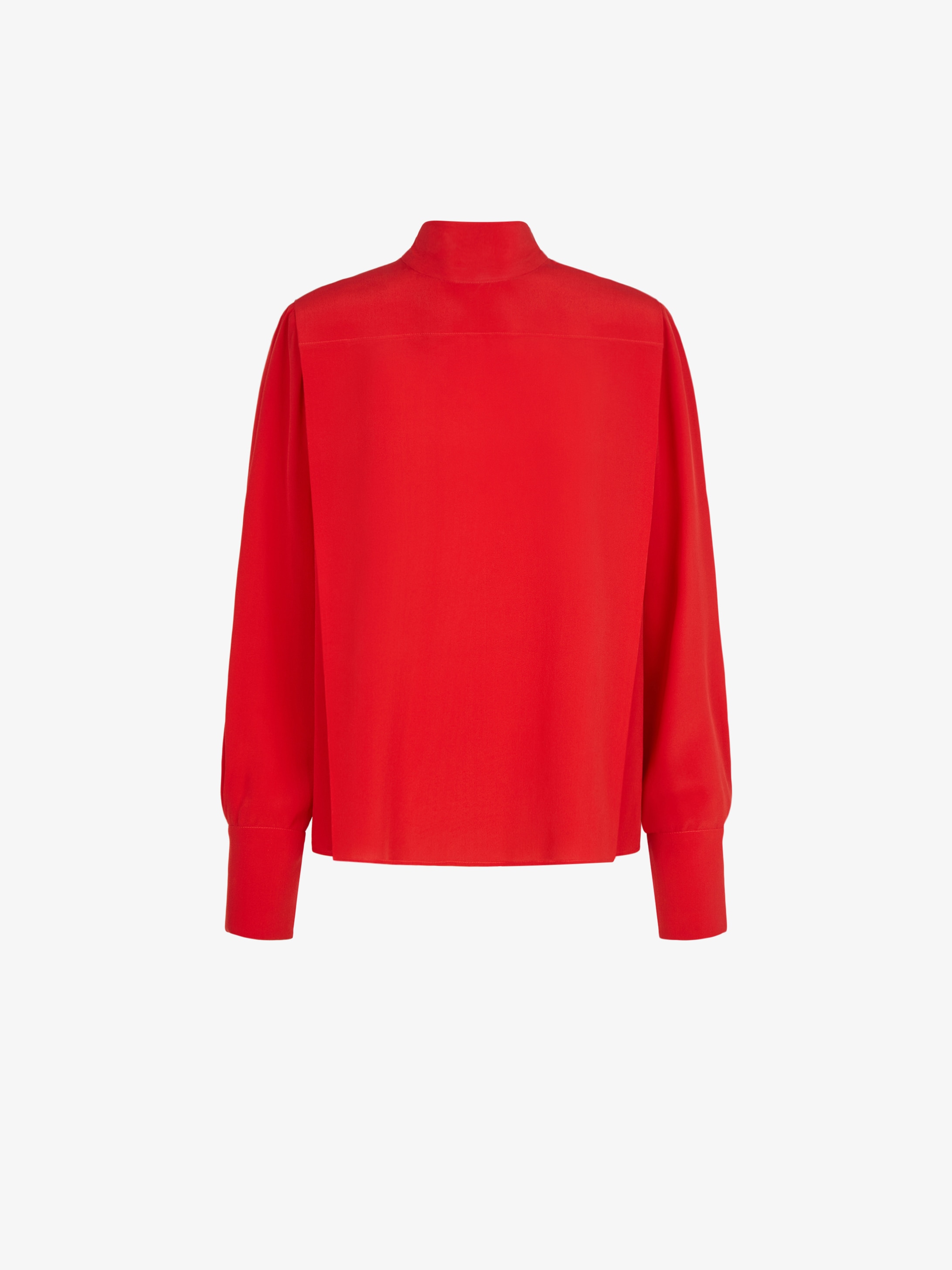 Blouse in silk with ascot tie