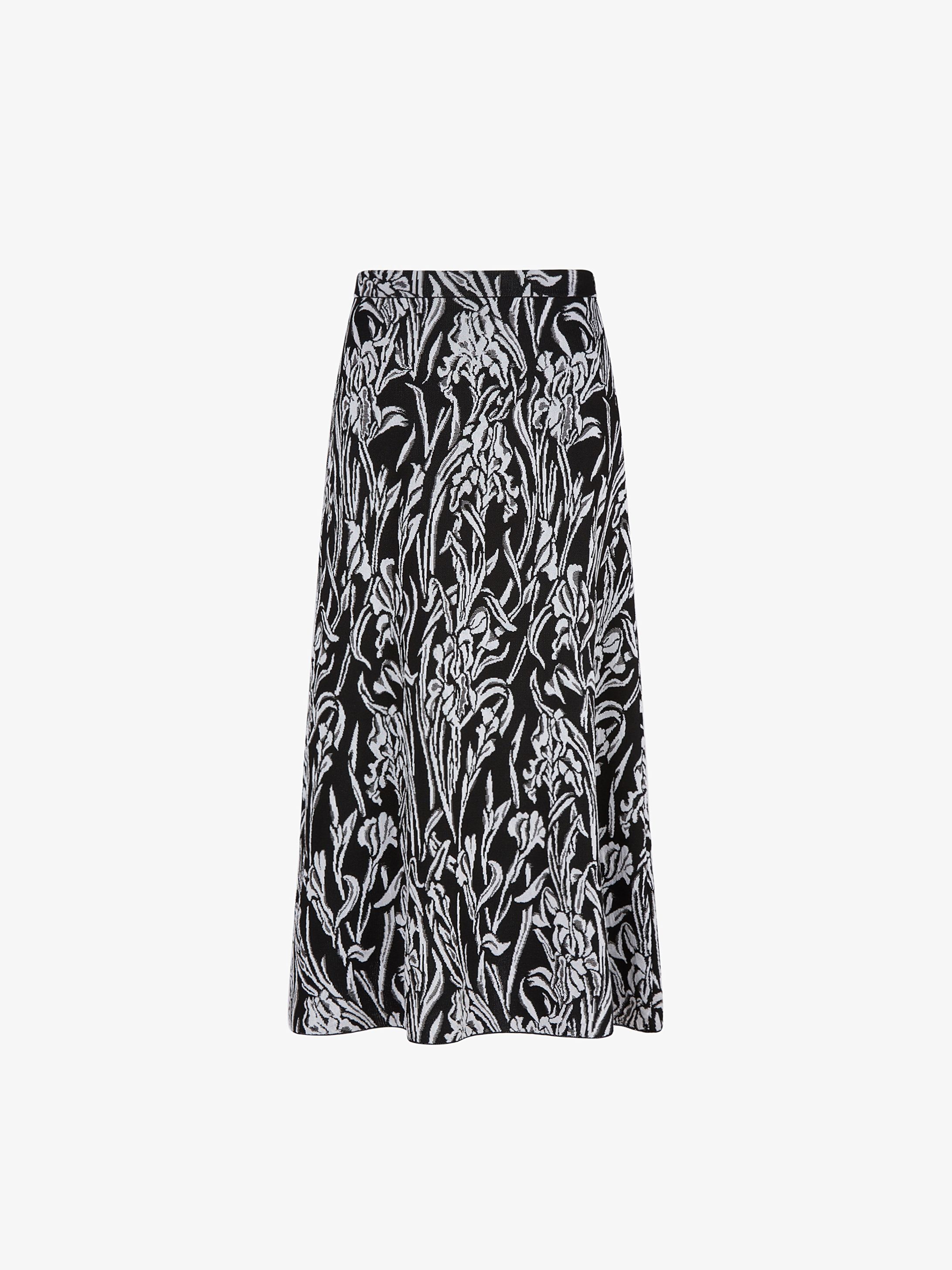 Flared skirt in floral jacquard
