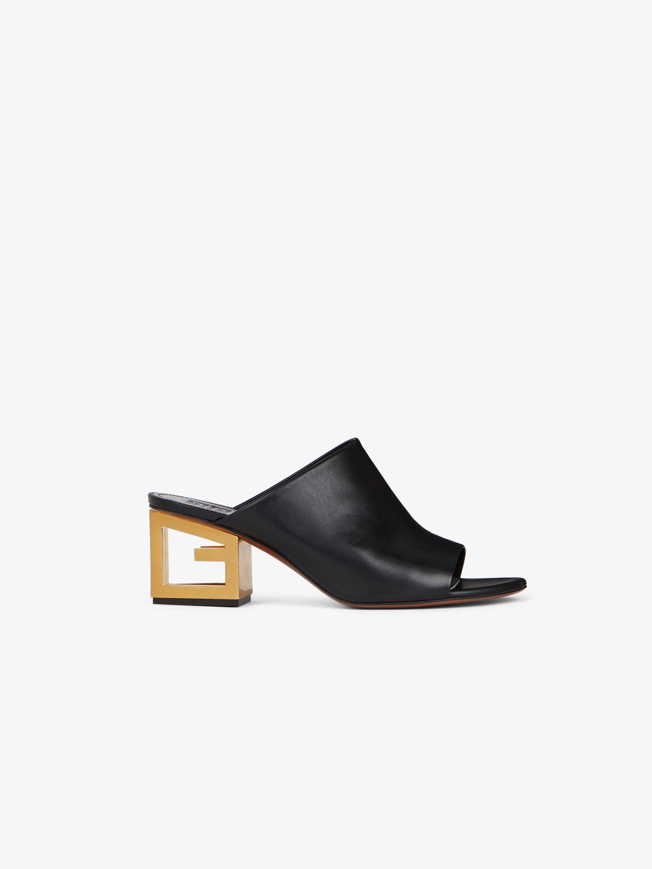 Mules in leather with triangular G heel 