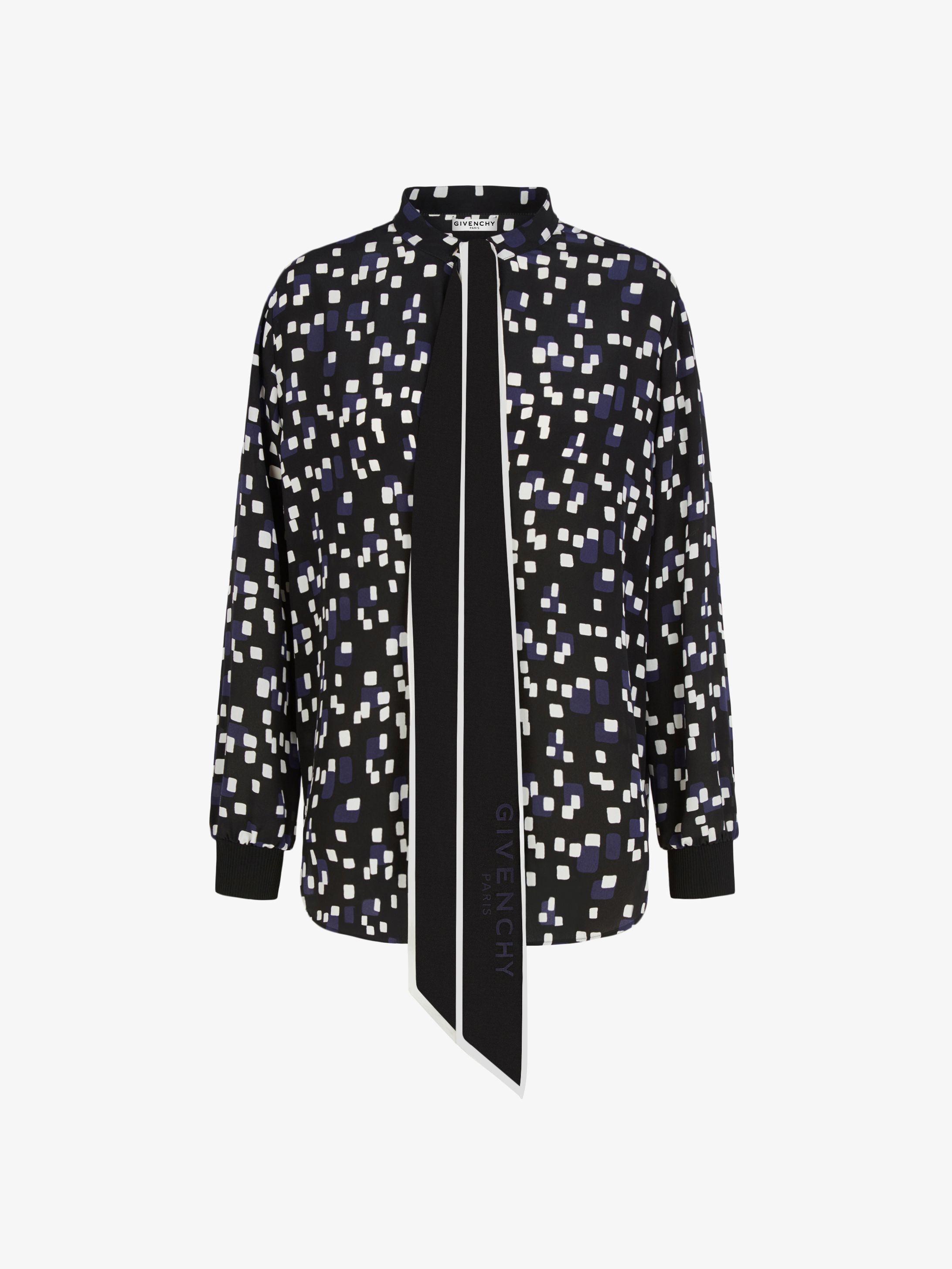 Blusa di seta con stampa geometrica