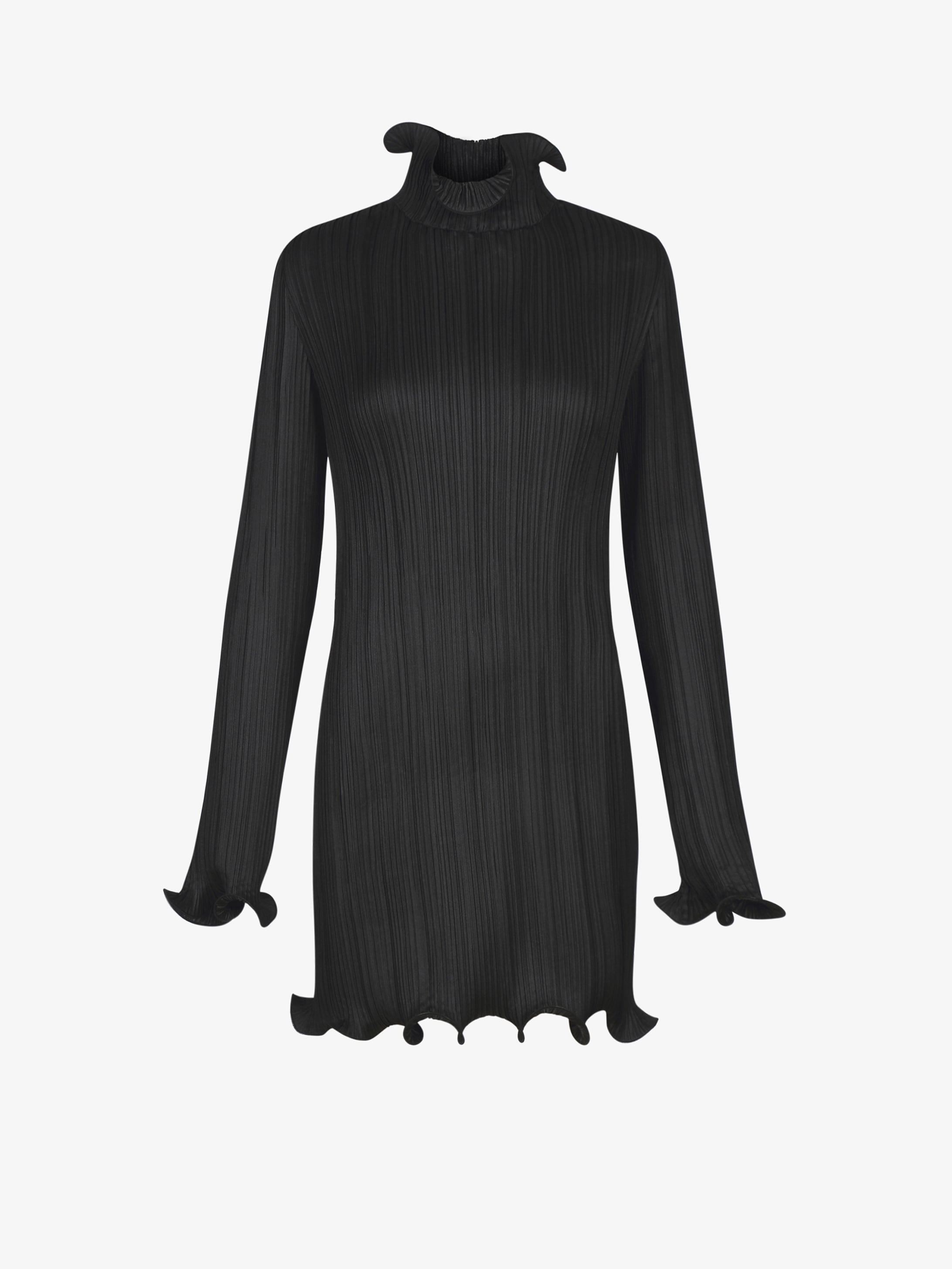 Robe courte en satin plissé