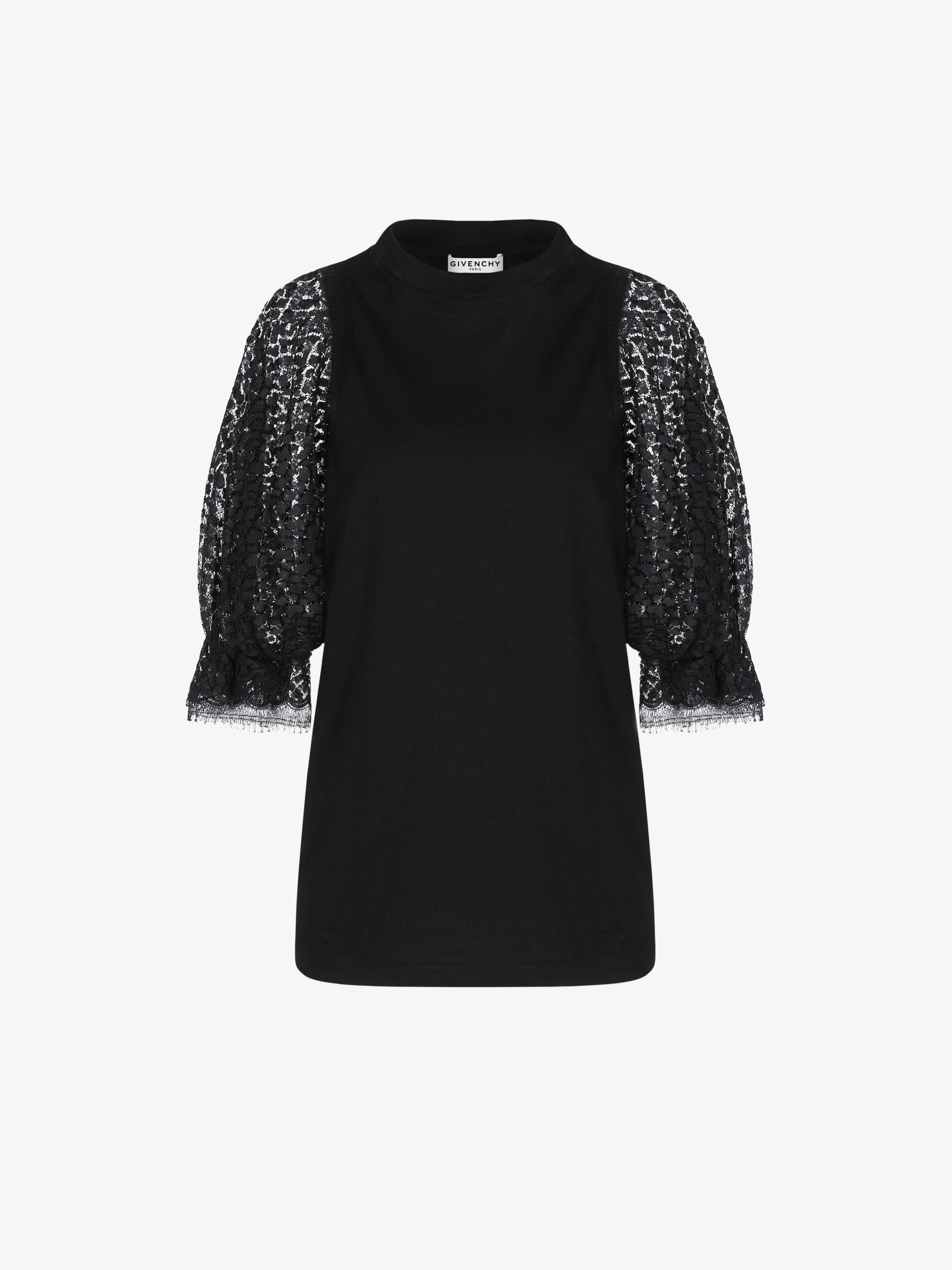 T-shirt with lace sleeves
