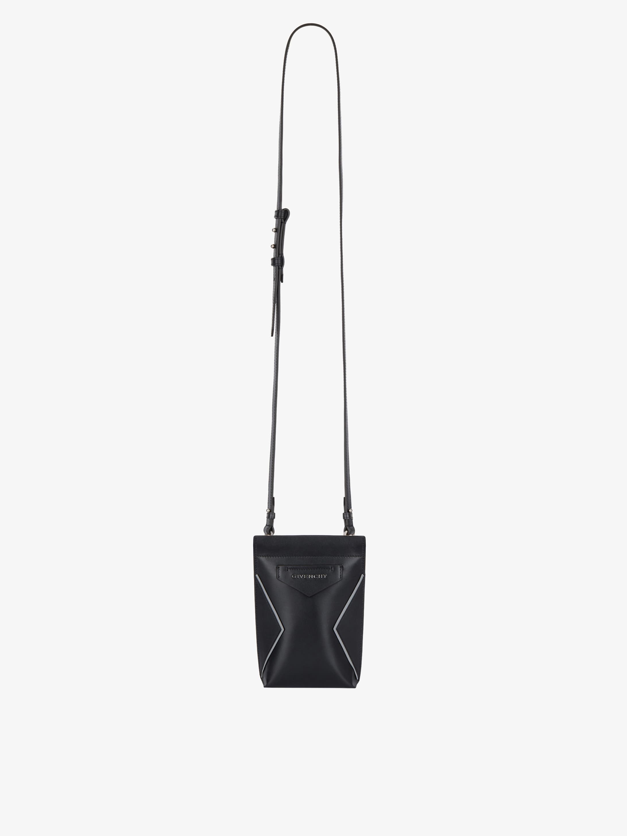 Antigona Soft iPhone pouch