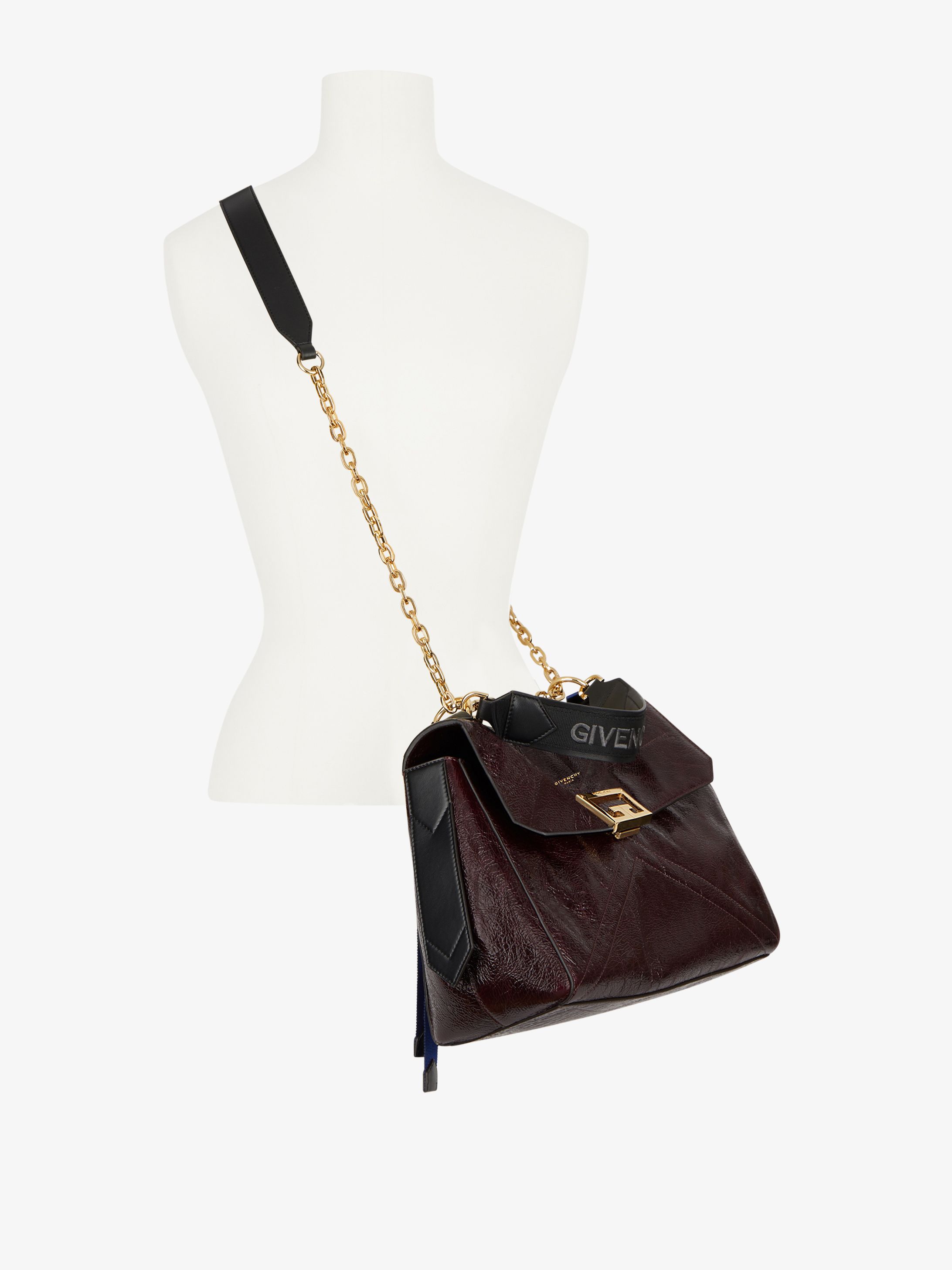 ID medium bag in crackling leather
