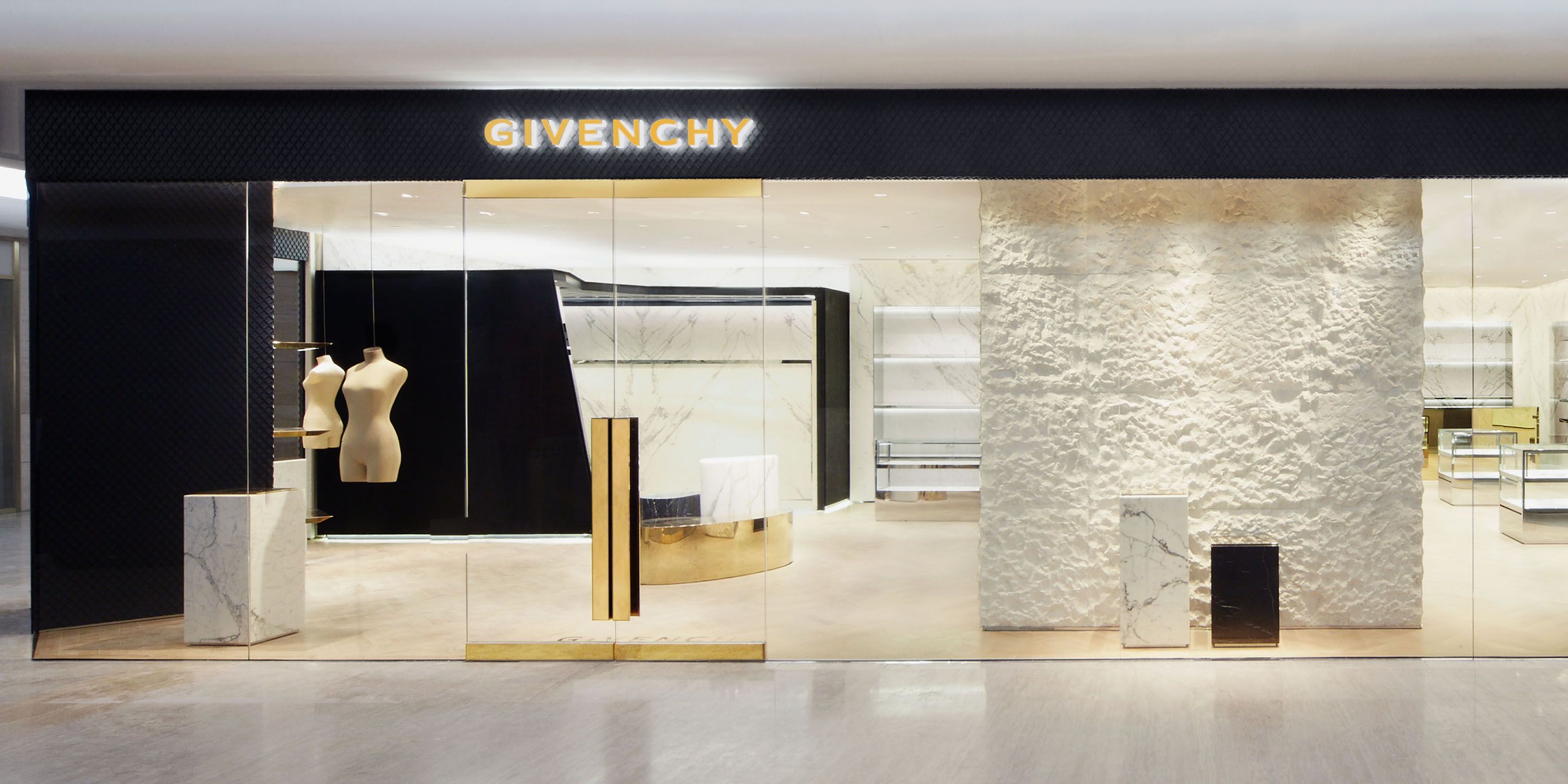 Plaza Indonesia GIVENCHY Paris